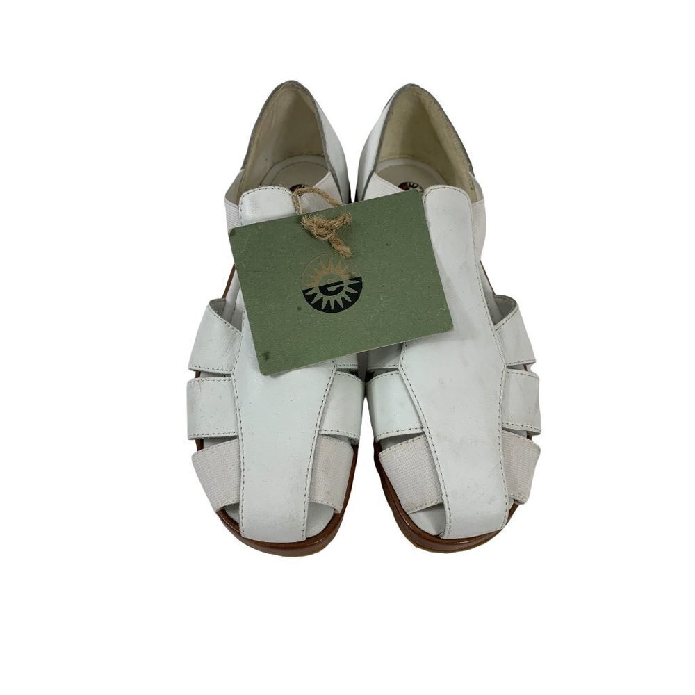 Earth Shoe Women's White Sandals - Picture 3 of 8